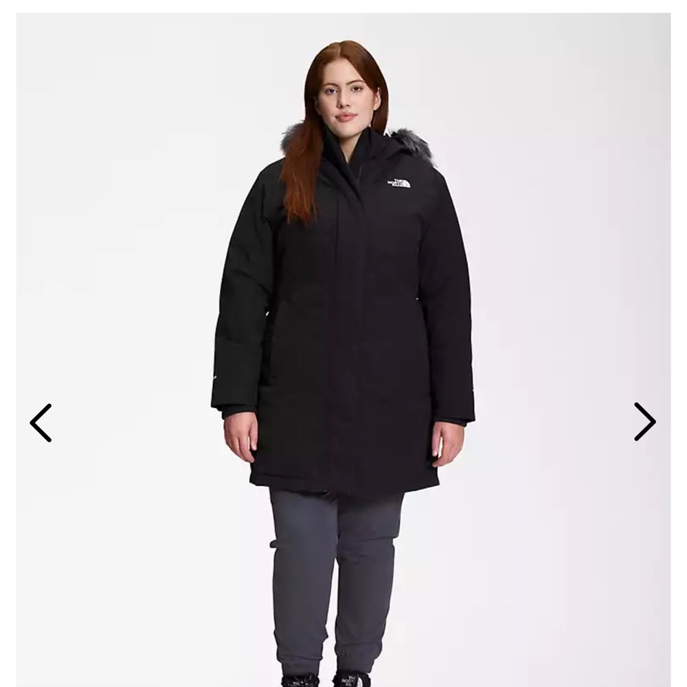 Woman’s Northface Arctic parka size XL